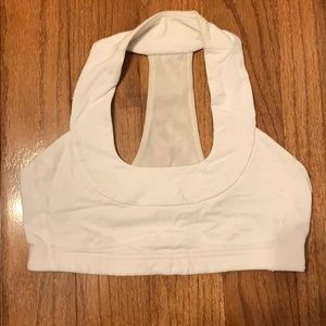 🍋lululemon scoop neck bra - white Size 4